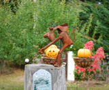  The golfing hound by wayne15575, Photography->Sculpture gallery