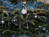 Silver balls by johindes, Holidays->Christmas gallery